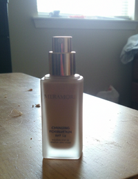 Endlich etwas, das sich nicht in meinen Fältchen absetzt